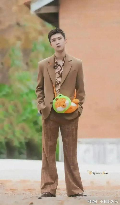 娱乐吃瓜小8,娱乐圈幕后大事件，吃瓜群众必看！